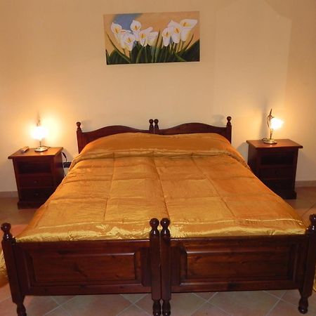 Agriturismo Tenute Pollara Roccamena Pokoj fotografie