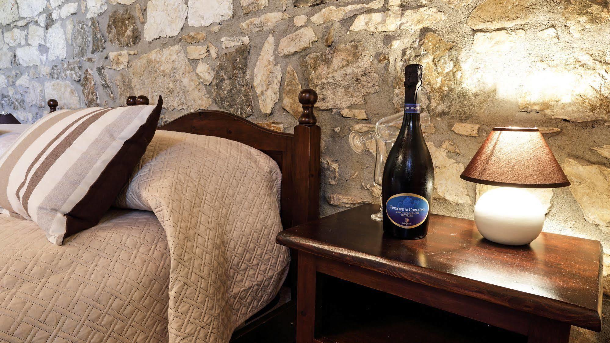 Agriturismo Tenute Pollara Roccamena Exteriér fotografie