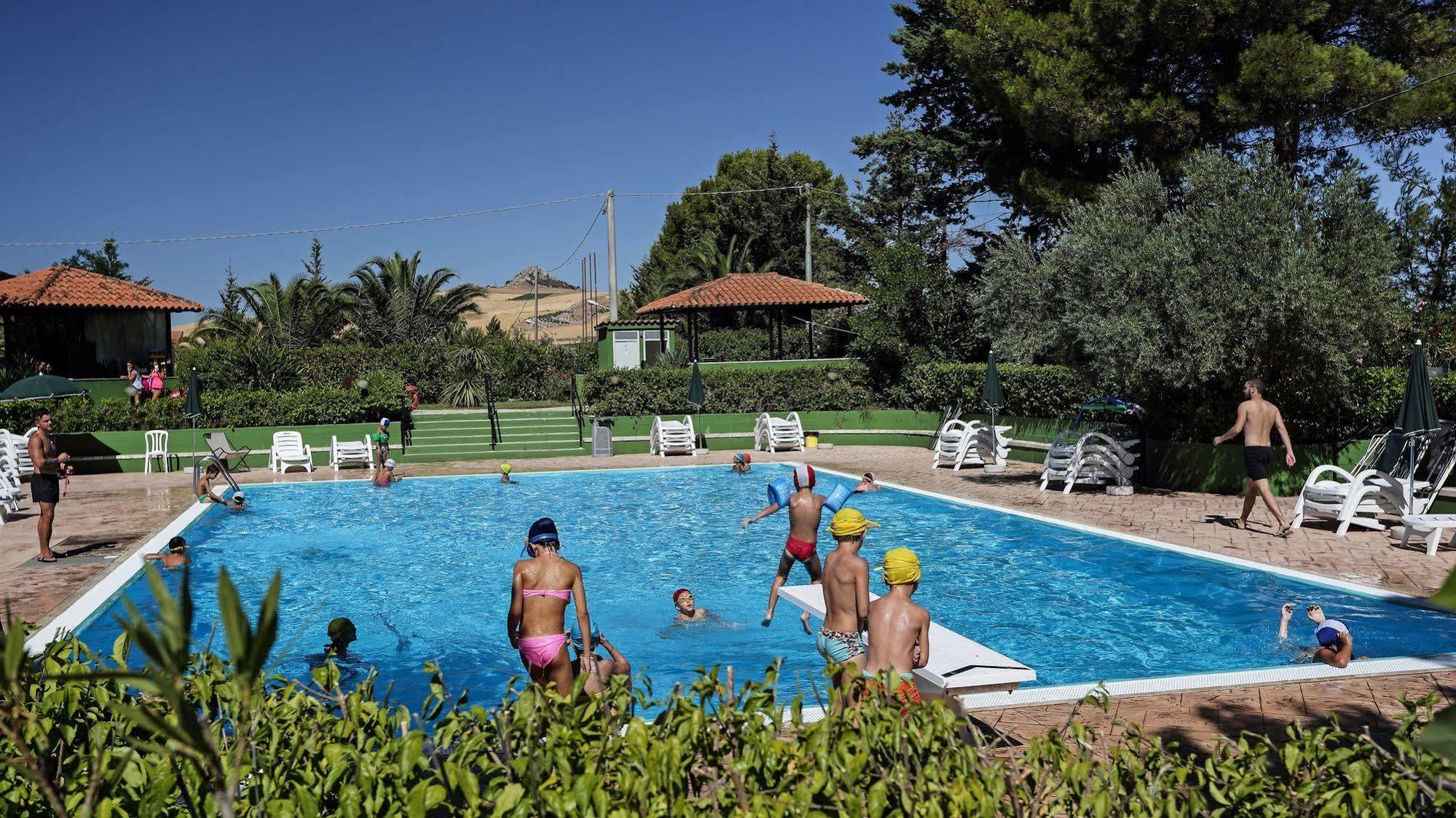 Agriturismo Tenute Pollara Roccamena Exteriér fotografie